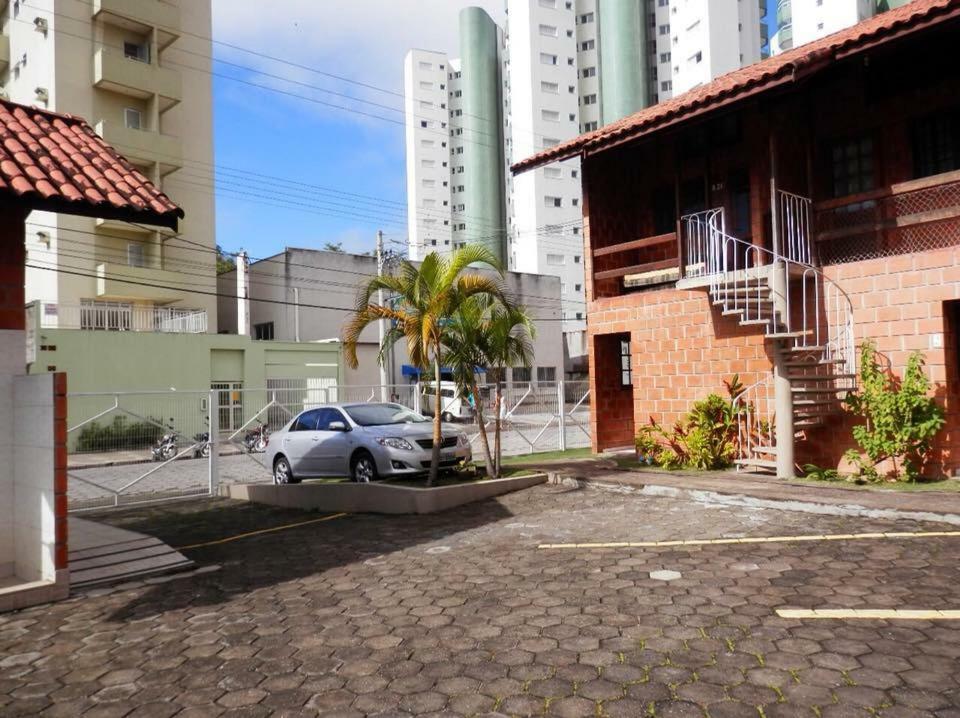 Apartamento Prainha Pe Areia Caraguatatuba Buitenkant foto